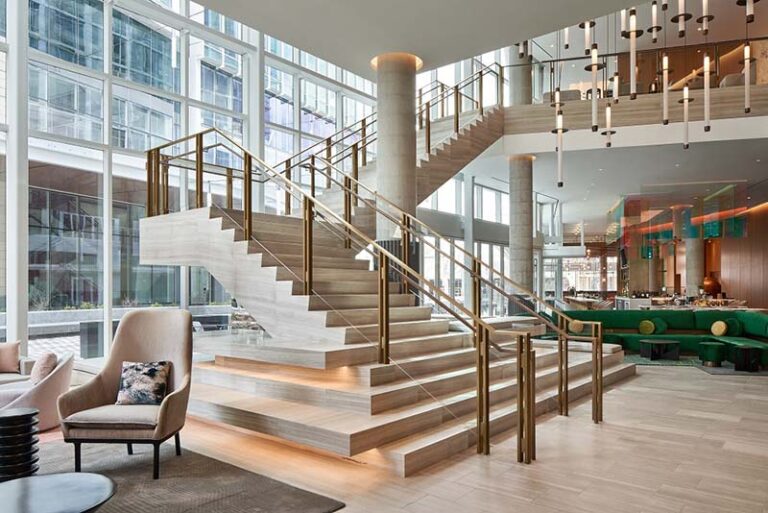 Lobby2 768x513
